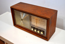 Charger l&#39;image dans la galerie, Bluetooth Ready To Go - Wood 1963 Motorola Model B10WA AM FM Vacuum Tube Radio Solid Player and Construction