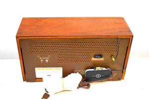 Bluetooth Ready To Go - Wood 1963 Motorola Model B10WA AM FM Vacuum Tube Radio Solid Player and Construction