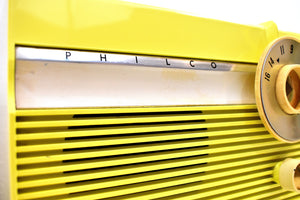 Limon Yellow Mid Century 1959 Philco Model F813-124 Rare Vacuum Tube AM Radio Cuteness Overload!