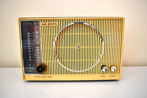 デュアル スピーカー オーク材キャビネット 1964 ゼニス モデル H845 AM/FM ラジオ マンモス サウンド!