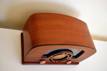 Load image into Gallery viewer, Curved Wood 1942 Zenith 6-D-2620 AM Vacuum Tube Radio Super Performer! Excellent Shape!