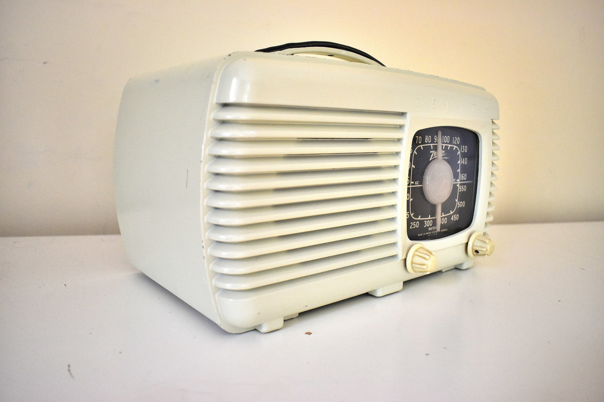 Linen Ivory Bakelite 1941 Zenith Model 6-D-516 Vacuum Tube AM Radio So ...