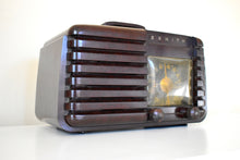 Charger l&#39;image dans la galerie, Mocha Brown 1942 Zenith Model 6-D-612 AM Vacuum Tube Radio Beauty of Bakelite!