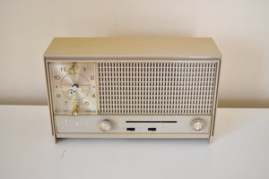 Sandalwood Beige Mid Century 1965 Zenith A-462-L AM/FM Solid State Radio Sounds Great!