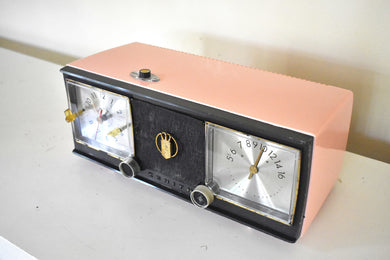 LaFontaine Pink Black 1959 Zenith Model C624V AM Vacuum Tube Clock Radio Works Great and Sassy Looking!