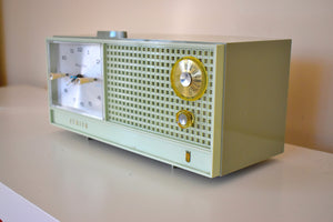 アボカドグリーン ミッドセンチュリー ヴィンテージ 1962年 ゼニス H519F AM 真空管時計 ラジオ動作 素晴らしい素晴らしい状態です！