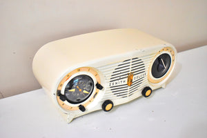Snow White 1953 Zenith Owl Eyes Model K518 AM Vacuum Tube Radio Great Sounding!