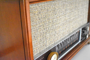Fine Solid Wood Cabinetry Mid Century 1963 Zenith Model K731 AM FM Vacuum Tube Radio Excellent Condition Stellar Sounding!