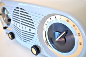 Gray Owl Eyes 1953 Zenith Model L515G AM Vacuum Tube Radio Excellent Condition Great Sounding!