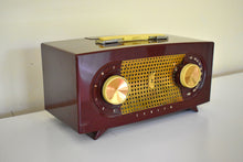 Load image into Gallery viewer, Burgundy Maroon 1955 Zenith &quot;Broadway&quot; Model R511R AM Vacuum Tube Radio Beautiful Sounding and Condition!