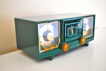 Load image into Gallery viewer, Kelly Green Mid Century 1955 Zenith Model R519FAM Tube Radio Sleek and Sounds Great!