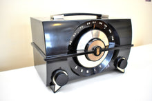 Charger l&#39;image dans la galerie, Harley Black 1954 Zenith Model R615Y AM Vacuum Tube Radio Mint Condition! Loud As A FatBoy!
