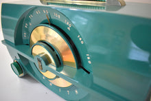Charger l&#39;image dans la galerie, Leaf Green 1952 Zenith Model J615F Vacuum Tube AM Radio Sounds Great! Rare Color!