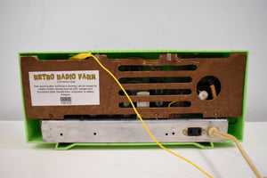 Chartreuse Green Vintage 1952 Automatic Radio Mfg Model CL-142 Vacuum Tube AM Radio Cool Model Rare Color!