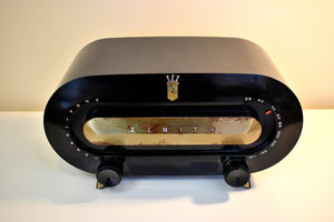 エボニー ブラック 1950 ゼニス コンソールトーン レーストラック モデル H511W AM 真空管ラジオのサウンドは素晴らしいです。