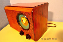 画像をギャラリービューアに読み込む, SOLD! - Feb 28, 2014 - BEAUTIFUL Wood Vintage Retro 1946 Emerson Model 509 AM Tube Radio Works! Wow! - [product_type} - Emerson - Retro Radio Farm