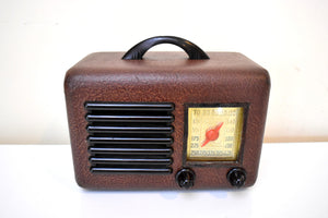 Genuine Leatherette 1946 General Television Model 1A5 Vacuum Tube AM Radio Works Great!