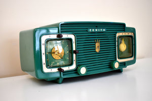 Gumby Green 1953 Zenith Model L520F AM Vintage Vacuum Tube Radio Gorgeous Looking and Sounding!