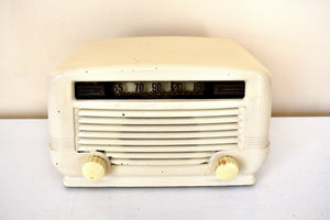 Alabaster White Bakelite 1946 Motorola Model 55x-12A Vacuum Tube AM Radio Nice Color! Excellent Performer!