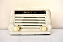 Load image into Gallery viewer, Alabaster White Bakelite 1946 Motorola Model 55x-12A Vacuum Tube AM Radio Nice Color! Excellent Performer!