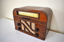 Load image into Gallery viewer, Artisan Handcrafted Wood 1939-40 Philco Model 40-145 Vacuum Tube AM Radio With Push Buttons! Sounds Wonderfull! Excellent Condition!