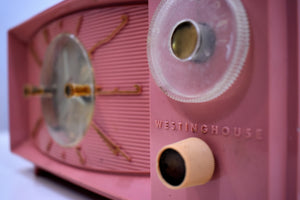 Bluetooth Ready To Go - ローズピンク 1959 ウェスチングハウス モデル H545T5A チューブ AM ラジオ