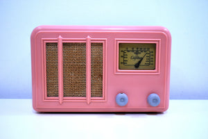 Cameo Pink Art Deco Plaskon 1938 Gilfillan Model 5B8 AM Vacuum Tube Radio Wow!