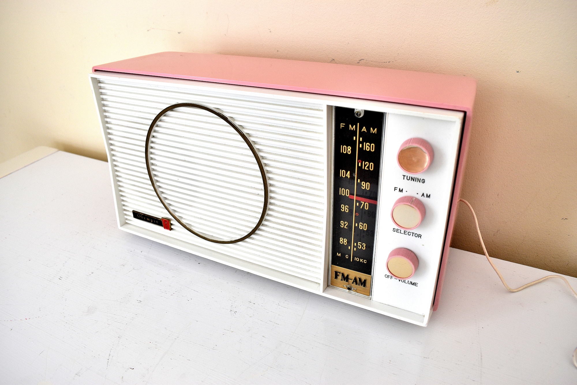 Pink Radit Savoy Pink 1963 Olympic Model AM/FM Vacuum Tube Radio Sounds Great Exc ...