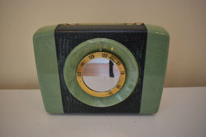 Marble Green 1953 Arvin Playmate Model 650P Portable AM Vacuum Tube Radio Rare Color!