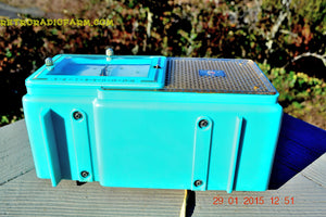 SOLD! - Feb 20, 2015 - BRIGHT SEAFOAM GREEN Retro Jetsons 1957 Bulova Model 120 Tube AM Clock Radio WORKS! - [product_type} - Bulova - Retro Radio Farm