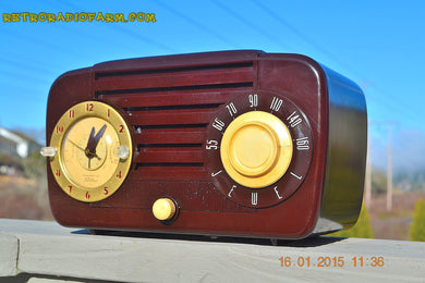 売れました！ - 2015 年 8 月 12 日 - 黄金時代 1949 ジュエル モデル 910 AM/ 茶色の渦巻き大理石ベークライト チューブ ラジオが完全にレストアされました。