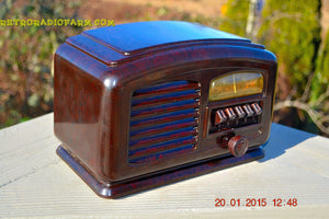 SOLD! - Feb 19, 2016 - ART DECO 1940 AIRLINE Model 04BR-513 AM Brown Swirly Marbled Bakelite Tube Radio Totally Restored! - [product_type} - Airline - Retro Radio Farm