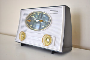 Charcoal Grey and White 1962 RCA Victor Model 1-RD-41 AM Vacuum Tube Alarm Clock Radio Sounds Great! Looks Sleek!