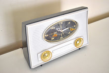 Charger l&#39;image dans la galerie, Charcoal Grey and White 1962 RCA Victor Model 1-RD-41 AM Vacuum Tube Alarm Clock Radio Sounds Great! Looks Sleek!