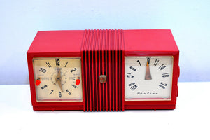 Fiesta Red Retro Deco 1955 Airline Model GSL-1581M Vacuum Tube Clock Radio Rare Model Great Color!