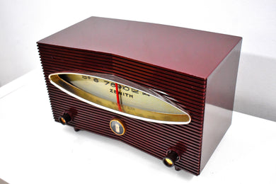 Burgundy Maroon 1956 Zenith A615F AM Vacuum Tube Radio Sputnik Period Headturner!