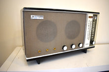 Charger l&#39;image dans la galerie, Bluetooth Ready To Go - 1956 Sanyo Model SF-680 AM/Short Wave Vacuum Tube Radio Sounds Great! One of a Kind Radio Find!