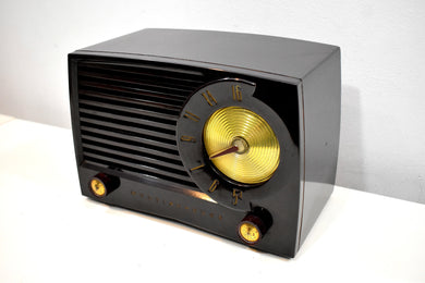 クラシック ブラウン ベークライト ミッドセンチュリー 1953 ウェスティングハウス モデル H382T5 AM 真空管ラジオはチャンピオンのように聞こえます。