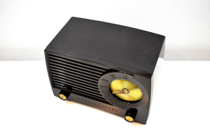 Classic Brown Bakelite Mid Century 1953 Westinghouse Model H382T5 AM Vacuum Tube Radio Sounds Like A Champ!