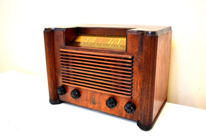 Artisan Handcrafted Wood 1942 Emerson Model EC-425 AM Vacuum Tube Radio Fancy Detailed Little Woody!