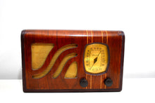 Load image into Gallery viewer, Golden Age Vintage Wood 1939 Philco Model 39-6C AM Radio Sounds Great Hardwood Cabinet Sounds Wonderful!