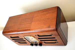 Artisan Handcrafted Wood 1938 Philco Model 38-17 Vacuum Tube AM Shortwave Radio Excellent Condition!