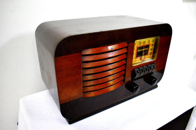 Wood Beauty 1940 Westinghouse WR-179 AM Tube Retro Radio Very Sweet Sounding!